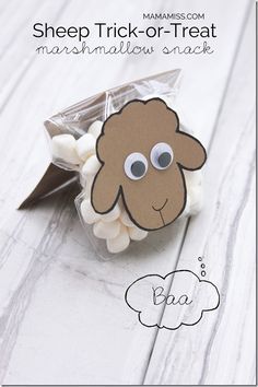 Sheep Trick or Treat (craft, activity, and snack) | @mamamissblog #halloween #bookandcraft #readandplay Sheep Party Favors, Sheep Popcorn Bag, Popcorn Sheep Bags, Sheep Snack, Marshmallow Sheep, Sheep Decorations, Nazareth Vbs, Sheep Party, Sheep Craft