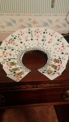 Handmade Queen of Hearts collar Queen Of Hearts Collar, Queen Of Hearts Halloween Costume, Playing Card Crafts, Queen Of Hearts Halloween, Diy Playing Cards, Alice In Wonderland Diy, Alice In Wonderland Tea Party Birthday, Queen Of Hearts Costume, Alice Tea Party