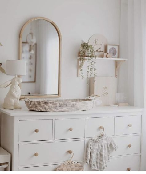 Nursery Mirror, Nursery Nook, Baby Mirror, Baby Nursery Inspiration, Baby Furniture Sets, Sweet Nursery, Baby Room Neutral, Nursery Shelves, Nursery Room Design