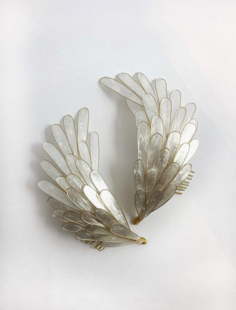 Colorful Angel Wings, Sweet Jewelry, Bride Hair Accessories, Bobby Pin, Jewelry Wire, Diy Hair Accessories, Wire Art, Jewelry Inspo, Stylish Jewelry