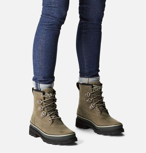 Sorel Joan Explorer Boots Outfit, Sorel Boot Outfit, Sorel Boots Outfit, Sorrel Boots, Combat Boot Outfit, Winter Hiking Boots, Sorel Boots Womens, Sorel Joan, Sorel Boots