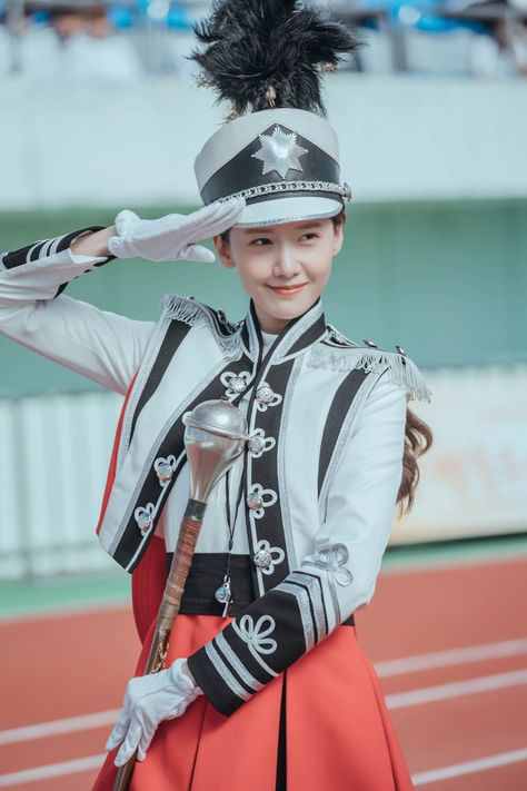 Marching Band Outfits, 1800s Dresses, Marching Band Uniforms, Lim Yoona, Stewardess Uniform, Bts Episode, Uniform Ideas, Band Uniforms, Cheerleading Outfits