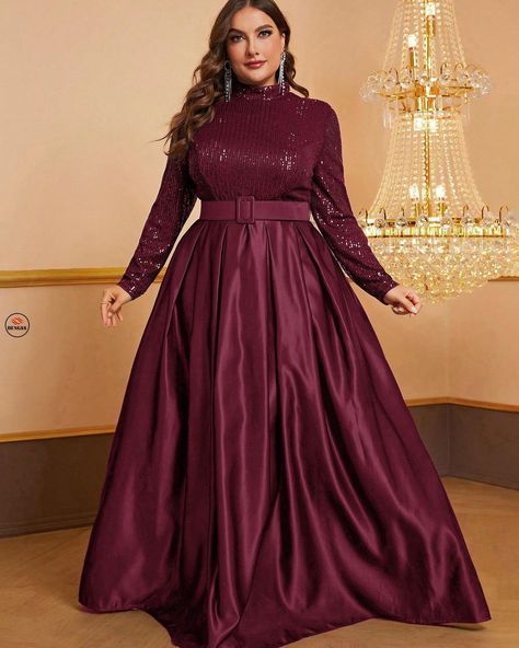 https://dengss.clothing/dengss-plus-size-sparkly-high-neck-long-sleeve-party-dress-with-belt/?feed_id=2713485&_unique_id=6669b6ce49b26&utm_source=Instagram&utm_medium=28dengss&utm_campaign=FS%20Posteronline%20clothingColor: BurgundyPattern Type: PlainType: A LineDetails: Belted, Button, ZipperNeckline: Stand CollarSleeve Length: Long SleeveSleeve Type: Regular SleeveLength: MaxiHem Shaped: FlaredWaist Line: High WaistFit Type: Slim FitFabric: Slight StretchMaterial: SequinsComposition: 95% Po... Long Sleeve Party Dress, Party Dress Long Sleeve, High Neck Long Sleeve, Dress With Belt, Burgundy Color, Custom Dresses, Evening Dresses Prom, Online Clothing, Evening Gowns