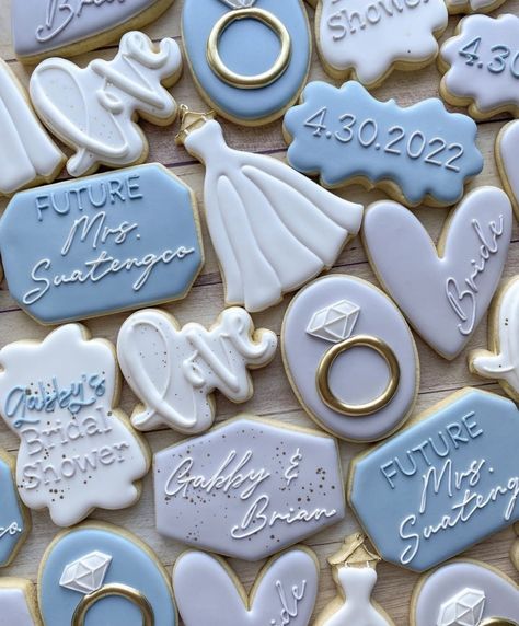 Wedding Lunch, Engagement Cookies, Bridal Cookies, Bridal Shower Inspo, Wedgewood Blue, Blue Cookies, Something Blue Bridal, White Bridal Shower, Bridal Shower Cookies