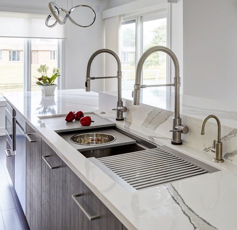 Contemporary Kitchen in Northbrook IL: Beautiful long island with a raised area that hides the 5′ Galley sink. This kitchen layout is also very practical for kosher cooking. #KitchenDesign #KitchenRemodel #DreamKitchensInc #HomeDecor #Iwant #KitchenIdeas #ContemporaryKitchen #NorthbrookIL Galley Kitchen Sink, Kosher Kitchen Design, Galley Sink, Large Kitchen Sinks, Kitchen Sink Ideas, Kosher Kitchen, Kosher Cooking, Kitchen Island With Sink, Double Kitchen Sink