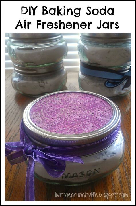 DIY Baking Soda Air Freshening Scent Jars Baking Soda Air Freshener, Diy Baking Soda, Crunchy Life, Shampoo Diy, Air Freshener Recipes, Homemade Air Freshener, Baking Soda Benefits, Diy Air Freshener, Diy Essentials