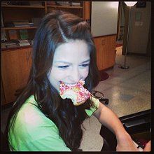 Melissa Benoist Glee, Glee Rares, Lois Lane Smallville, Melissa Benoit, Mellisa Benoist, Video Romance, Melissa Supergirl, Kara Danvers Supergirl, Personal Pictures