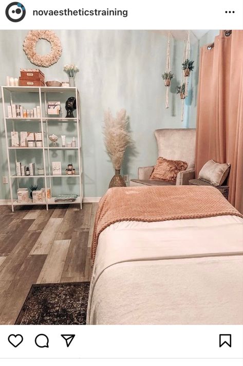 Esthetician Suite, Esthetician Studio, She Shed Studio, Spa Room Ideas, Esthetics Room, Esthetician Room, Treatment Room, Spa Room, She Shed