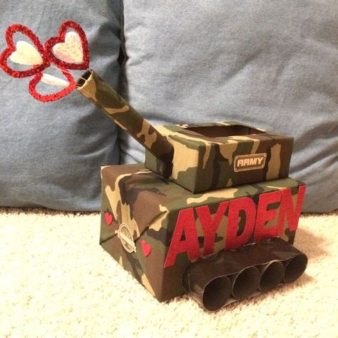 Monster Truck Valentine Box, Diy Box Spring, Valentine Boxes For Boys, Valentines Day Box, Girls Valentines Boxes, Valentine Box Ideas, Diy Valentines Box, Valentine Boxes For School, Monkey Valentine