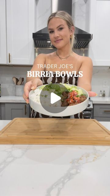 Kalena Alva | TRADER JOE'S MEALS EPISODE #14: Beef Birria Bowls✨

Okay I know this is hardly "cooking" but I know you guys love these easy, fool-proof... | Instagram Trader Joe Birria, Birria Tacos Trader Joes, Birria Ramen Trader Joes, Trader Joe’s Beef Birria, Trader Joes Birria Recipes, Birria Bowls, Easy Trader Joe’s Meals Healthy, Easy Trader Joes Meals, Trader Joe’s Meals