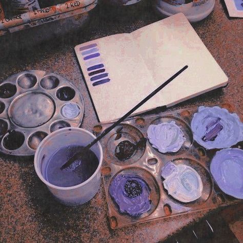 Violet Art Aesthetic, Artist Aesthetic Purple, Purple Artist Aesthetic, Purple Paint Aesthetic, Purple School Aesthetic, Purple Painting Aesthetic, Purple Academia Aesthetic, Purple Art Aesthetic, Purple Ipad Aesthetic