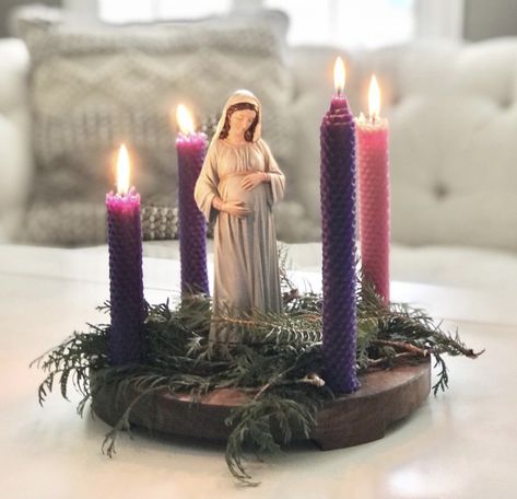 Home Altar Catholic, Catholic Altar, Catholic Christmas, Catholic Decor, Prayer Corner, Catholic Crafts, Advent Candles, Home Altar, Advent Wreath