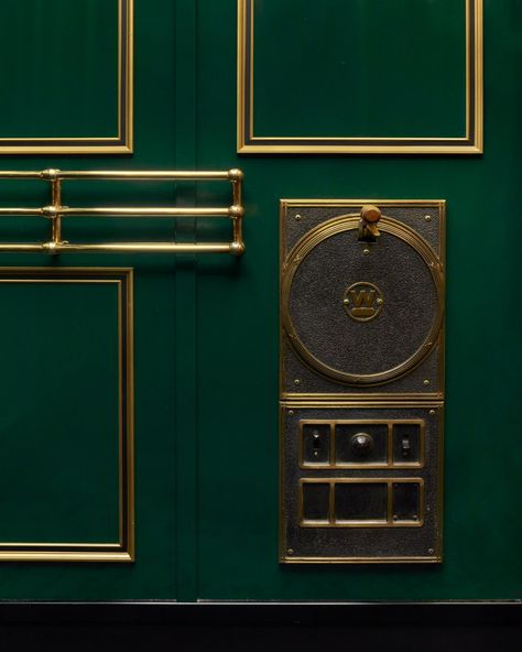 Private Women’s Club of Chicago Lustrous Elevator Transformation — Elevator Scene What Is Interior Design, Elevator Design, Wall Signage, Green Walls, Art And Science, Private Club, Black Spider, Photo Design, Green Wall