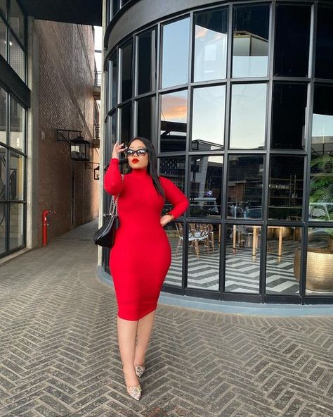 Red Dress Classy, Woman Energy, Plus Size Red Dress, Red Dresses Classy, Dress Classy, Beautiful Spaces, Black Women Fashion, Secret Life, Pic Ideas