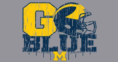 U Of M Football, Michigan Go Blue, Maize And Blue, Michigan Wolverines Football, Michigan Sports, Wolverines Football, Free Green Screen, Cricut Explore Projects, Michigan Football