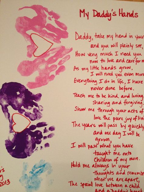 Daddy's hands. Toddlers Craft Ideas, Diy Father's Day Gifts From Baby, Gifts For Dad From Kids, Toddlers Crafts, Boys Crafts, Diy Father's Day Crafts, Dad Crafts, Fathers Day Art, Baby Art Projects