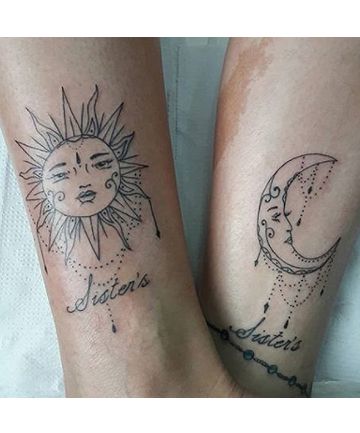 Best Sister Tattoos, Sister Tattoos Matching, Disney Sister Tattoos, Matching Tattoo Ideas, Cute Sister Tattoos, Sister Tat, Sister Tattoo Designs, Tattoos Matching, Matching Best Friend Tattoos