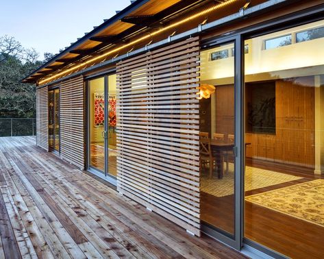 sliding exterior timber screens External Shutters, Rancher Remodel, Farmhouse Blinds, Exterior Blinds, Coffee Camping, Outdoor Shutters, Sliding Shutters, Timber Screens, Modern Blinds