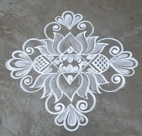 Mookuthi Designs, Simple Rangoli With Dots, Pattern Design Drawing, Easy Rangoli Designs Videos, Very Easy Rangoli Designs, Rangoli Designs Photos, Rangoli Designs Simple Diwali, Easy Rangoli Designs Diwali, Kolam Design