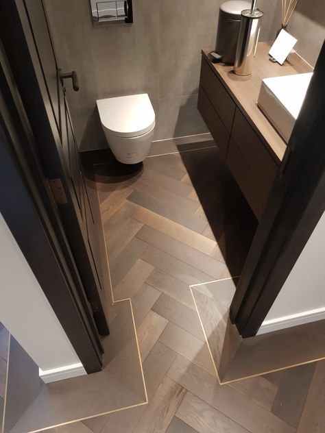 Wood Floor Design, Designer Bathroom, Brass Trim, Herringbone Floor, Bathroom Design Decor, Design Bathroom, Luxury Bedroom, Bathroom Design Luxury, Black Kitchen