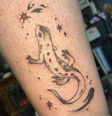 Baby Lizards, Print Making Designs, Lizard Tattoo, M Tattoos, World Tattoo, Baby Tattoos, Elegant Tattoos, Dope Tattoos, Tattoo Inspo