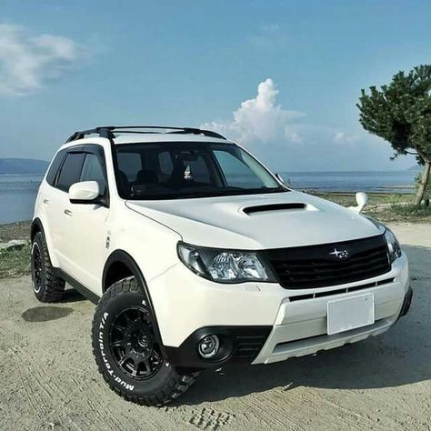 white subaru forester custom - Yahoo Image Search Results Subaru Forester Lifted, Subaru Forester Mods, Lifted Subaru, Suv Comparison, Forester Xt, Colin Mcrae, Subaru Forester Xt, Toyota Rav4 Hybrid, Best 4x4