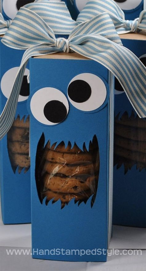 Best Gift Wrapping, Monster Treats, Diy Gifts For Girlfriend, Cookie Monster Party, Diy Gifts For Mom, Gift Wrapping Ideas, Diy Gifts For Friends, Cookie Packaging, حلويات صحية