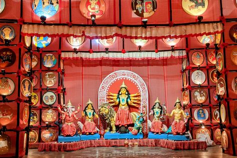 Ten Popular Durga Pujo Pandal in Bangalore 2022 - i Share Tanjore Big Temple, Durga Puja Pandal, Big Temple, Puja Pandal, Jamini Roy, Worli Painting, Durga Painting, Ganpati Decoration Design, Garden Posts