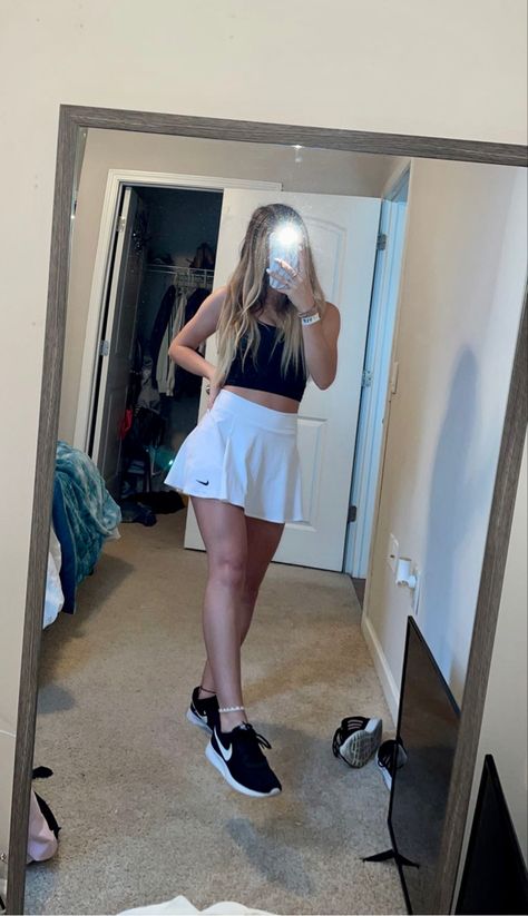 Nike tennis skirt outfit #nike #tennis #skirt #outfit #lululemon Nike White Tennis Skirt For Spring, Casual Nike Stretch Tennis Skirt, Casual Nike Tennis Skirt, Nike White Fitted Tennis Skirt, Nike Fitted Tennis Skirt, Nike Skirt Outfit, How To Style A Tennis Skirt, White Tennis Skirt Outfit, Nike Tennis Skirt