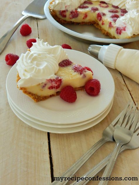 Raspberry Custard Pie. This pie is unbelievably amazing! It is so dang easy, in fact you only have to bake it for 12 minutes. Don’t waste your time with and other recipes. This is one of my family’s favorite desserts. The custard is creamy and rich and the raspberries add the perfect pop of flavor. #raspberrypie #pie #dessert Raspberry Custard Pie Recipe, Berry Custard Pie, Raspberry Custard Pie, Pie Raspberry, Epic Kitchen, Berry Custard, Raspberry Custard, Raspberry Dessert, Custard Pie Recipe