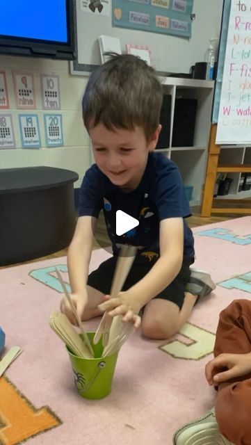 Sharyn Kish on Instagram: "The BOO! Game is perfect for little learners this time of year! A great way to practice sight words, cvc words, letter recognition, letter sounds and so much more! Want to learn how to play? Watch the full reel for easy directions:) 

#kindergarten #kinder #kindergartenactivities #phonics #prek #preschoolactivities #reading #firstgrade #secondgrade #homeschool #teacherlife #teachersfollowteachers #teachersofinstagram #teacherspayteachers #playbasedlearning #primaryschool #october #fall #familygamenight #foryou #foryoupage #explore #explorepage" Letter Recognition Games Kindergarten, Sound Recognition Activities, Prek Learning Activities, Prek Learning, Games Kindergarten, Letter Recognition Games, Practice Sight Words, Playbased Learning, Cvc Words