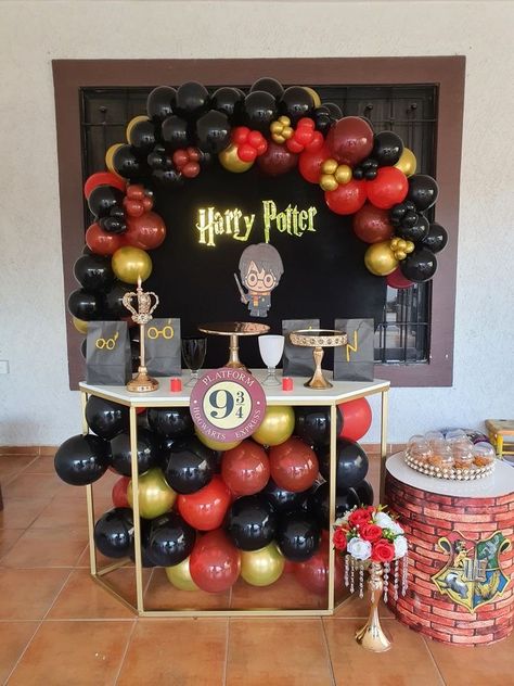 Harry Potter Decorations Birthday, Harry Potter Theme Decorations, Harry Potter Theme Party Birthdays, Harry Potter Theme Birthday Decoration, Harry Potter Decorations Party Birthdays, Harry Potter Decorations Party, Harry Potter Birthday Decor, Decoracion Harry Potter, Harry Potter Cumpleaños