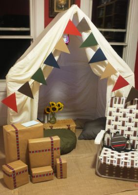 Navidad Yuwii Everest Vbs 2015, Camping Vbs, Indoor Camping Party, Everest Vbs, Pvc Tent, Camping Party Ideas, Camp Vbs, Camping Classroom, Camping Theme Classroom