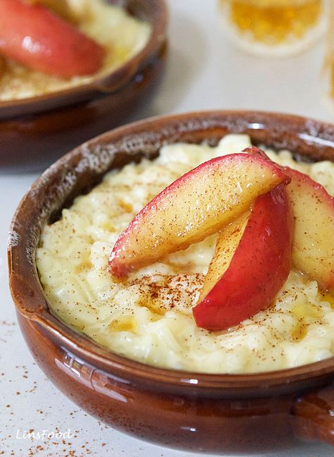 Risotto Dishes, Creamy Rice Pudding, Caramelised Apples, Risotto Rice, Creamy Rice, Risotto Recipe, Poached Apples, Risotto Recipes, Rice Pudding