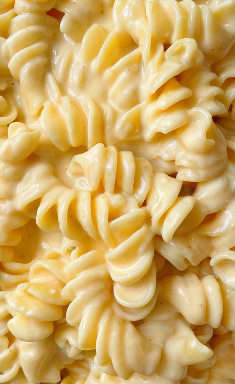 Dinner Recipes Comfort Foods, Basic Mac And Cheese Recipe, Recipes Comfort Foods, Yummy Dinner Recipes, Classic Mac And Cheese, Food Texture, Mac And Cheese Recipe, Macro Meals, Food Backgrounds