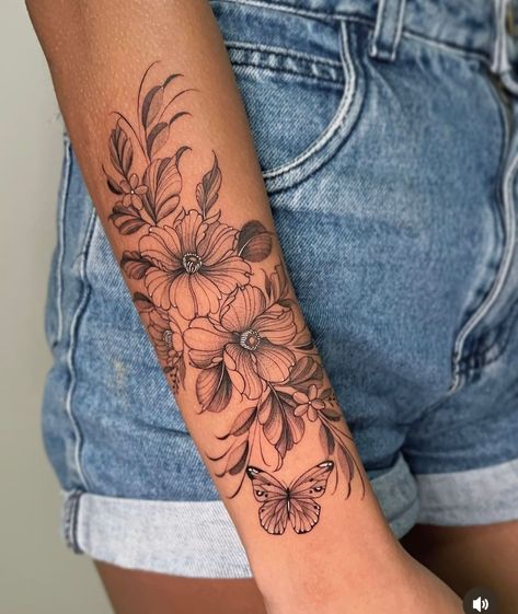 Wrist Tattoos For Women Flower, Wrap Around Wrist Tattoos, Hawaiian Flower Tattoos, Shoulder Sleeve Tattoos, Hibiscus Tattoo, Hand Tattoos For Girls, Flower Wrist Tattoos, Beautiful Flower Tattoos, Tattoos For Women Flowers