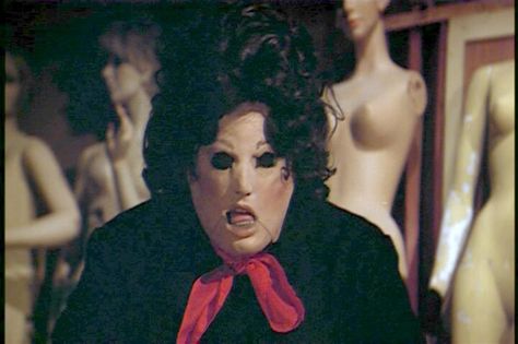 Tourist trap (1979) -- One creepy movie! Creepy Movies, Horror Movies Scariest, The Rifleman, Movies Worth Watching, Famous Monsters, Stylish Interior, Dark Comedy, Tourist Trap, Latest Design Trends