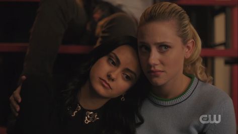 Riverdale Betty And Veronica, Movie Duos, Riverdale Poster, Riverdale Veronica, The Lost Weekend, Riverdale Betty, Camilla Mendes, Riverdale Cole Sprouse, Cami Mendes