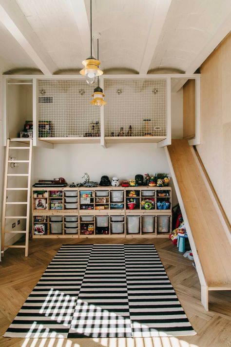 8 Playful Kids Room Ideas That Bring The Jungle Gym Vibes Home Best Playroom, Industrial Style Bedroom, Diy Playroom, Bench Mudroom, Barcelona Apartment, Floor Lamp Bedroom, Industrial Bedroom, Scandinavian Bedroom, Playroom Design