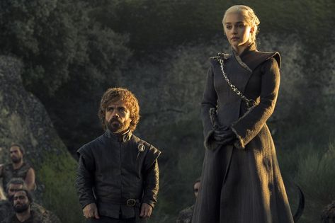 Game of Thrones Finale: Daenerys Deserved a Better Ending | Time Lord Eddard Stark, Game Of Thrones Wallpaper, Isaac Hempstead Wright, Jon Snow And Daenerys, Game Of Thrones Episodes, Game Of Thrones Prequel, Game Of Thrones Facts, Ned Stark, Kit Harrington