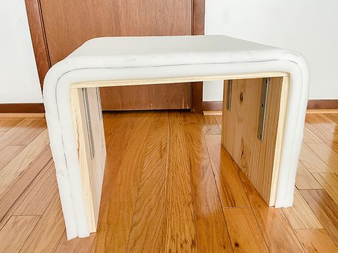 Diy Vanity Bench Seat, Diy Vanity Bench, Diy Boucle Bench, Diy Ottoman Stool, Diy Vanity Chair, Diy Vanity Stool, Bench Seat Diy, Chic Mudroom, Besta Cabinet