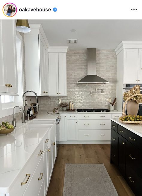 Kitchen Design White And Black, Farmhouse White Kitchen Ideas, White Black And Gold Kitchen, Black White Grey Kitchen, White Kitchen Black Hardware, White Cabinets Black Appliances, Black Appliances Kitchen, Dining Ideas, Gray And White Kitchen