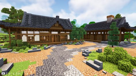 Minecraft Japanese Courtyard, Minecraft Japanese Mansion, Workshop Minecraft, Survival Base Minecraft, Greenhouse Minecraft, Minecraft Path, Japanese House Interior, Korean Palace, Japanese Dojo