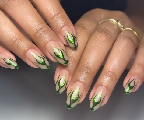 Green Flame Nails, Nails Green Chrome, Ombre Chrome Nails, Flame Nails, Green Chrome, Green Fire, Pinterest Diy Crafts, Green Ombre, Brown Nails