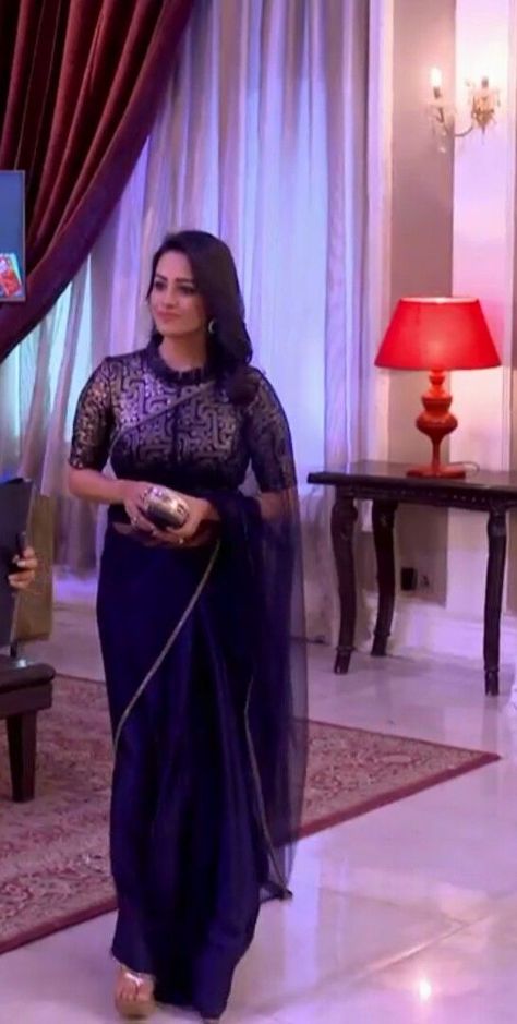 Shagun Blouse Designs, Net Saree Designs, Anita Hassanandani, Partywear Sarees, Saree Jacket Designs, Blouse Designs Catalogue, Outfits Indian, Saree Blouse Neck Designs, Blouse Design Images