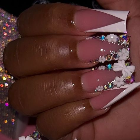 Jax 🌴 FL Nail Tech 🎀🌸 on Instagram: "🌟💟" Nail Tech Captions For Instagram, Nail Profile Picture Instagram, Short Dope Nails, Customize Nails, Practice Nails, Profile Picture Instagram, Dior Nails, Nautical Nails, Baddie Nails