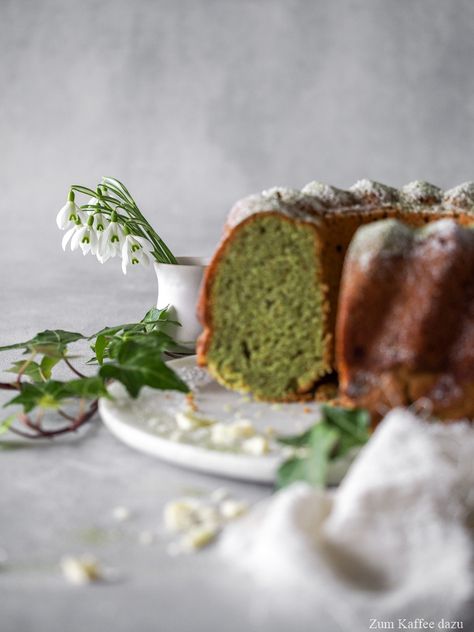 Die ersten oder Matcha-Kuchen mit Vanille und weißer Schokolade - Zum Kaffee dazu Matcha Almond, Almond Pound Cakes, Green Cake, Frozen Yoghurt, Watercress, Thermomix Recipes, Food Shows, Afternoon Snacks, Chocolate Ganache