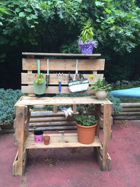 Pallet Potting Table, Pallet Greenhouse, Compost Bin Pallet, Pallet Potting Bench, Potting Bench Plans, Pallet Planter Box, Table Palette, Repurpose Pallets, Potting Tables