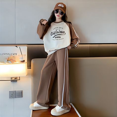 Girls Tracksuit 2024 Autumn New Casual Sweatshirt Two Pieces Teen Children Clothing Set School Casual Sportswear 12 13 14 Years - AliExpress 1501 Beauty Apps, Sportswear Outfits, Girls Sportswear, Tracksuit Outfit, Casual Outfits For Teens, Tomboy Outfits, Casual Sportswear, Easy Trendy Outfits, Children Clothing