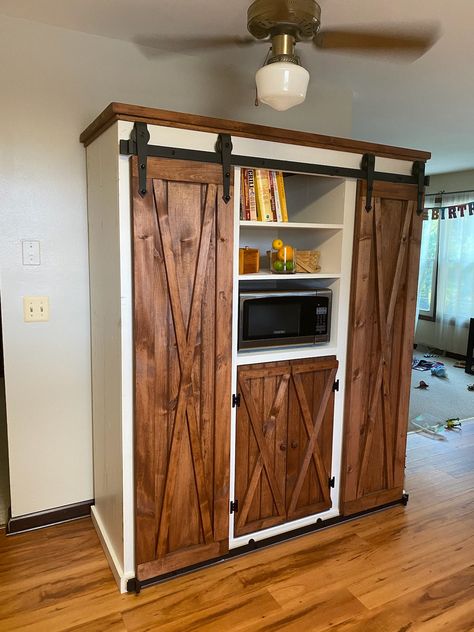 Stand Alone Pantry, Pallet Pantry, Cabinet Trash Can, Entry Shelf, Barn Makeover, Country Farmhouse Furniture, Cabinet Trash, Can Cabinet, Small Kitchen Pantry